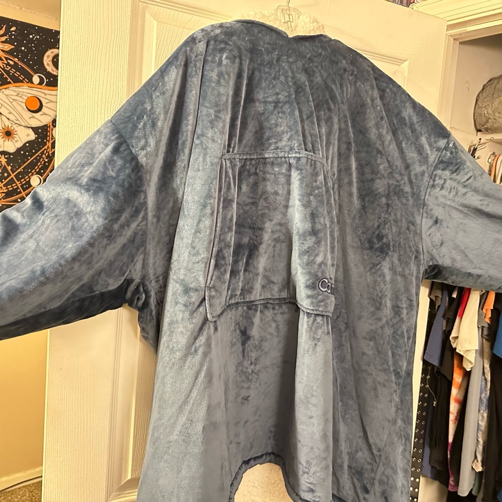 “The comfy” wearable blanket hoodie